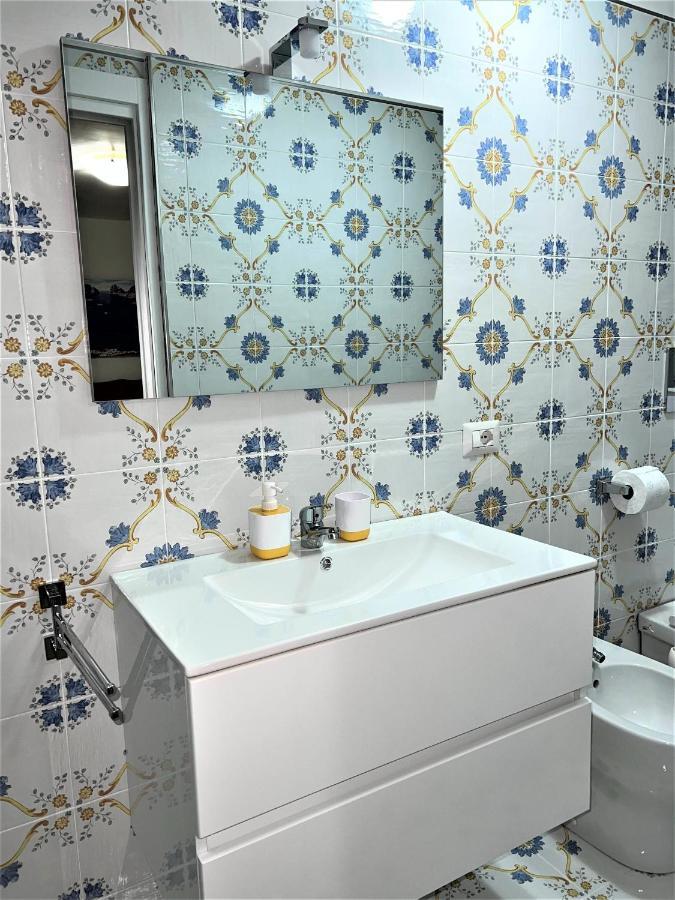 Scalinatella Apartment *
